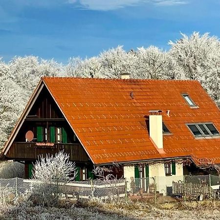 Ferienhaus Neubauer Spielfeld Dış mekan fotoğraf