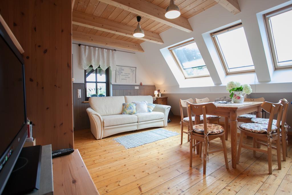 Ferienhaus Neubauer Spielfeld Dış mekan fotoğraf